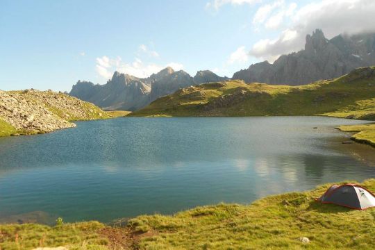 Rando et bivouac en lac de montagne